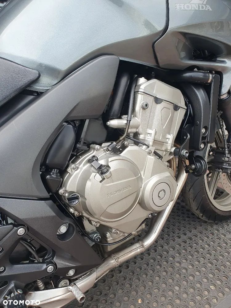 Honda CBF - 35
