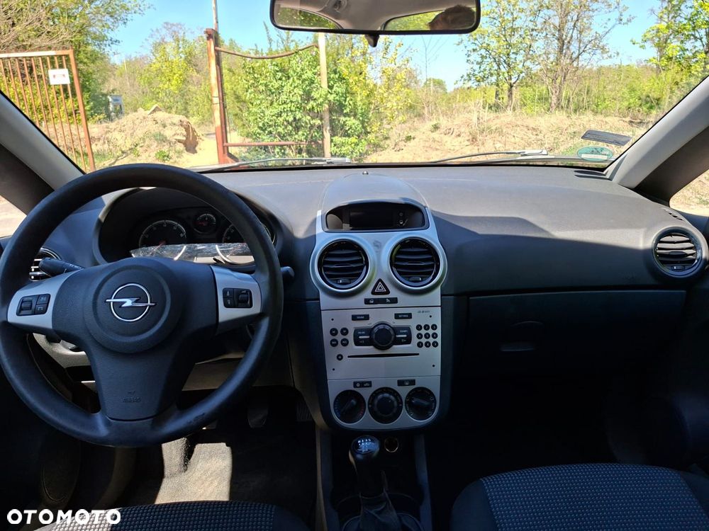 Opel Corsa - 11