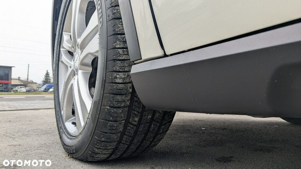 Mercedes-Benz GLA - 26