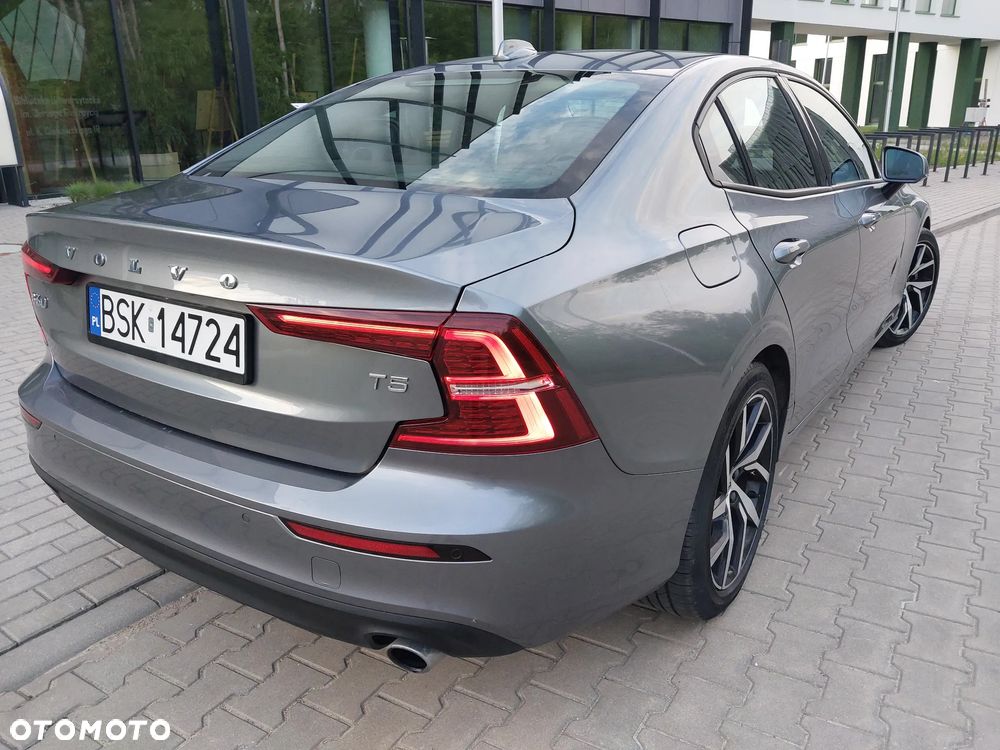 Volvo S60 T5 Momentum Pro - 15