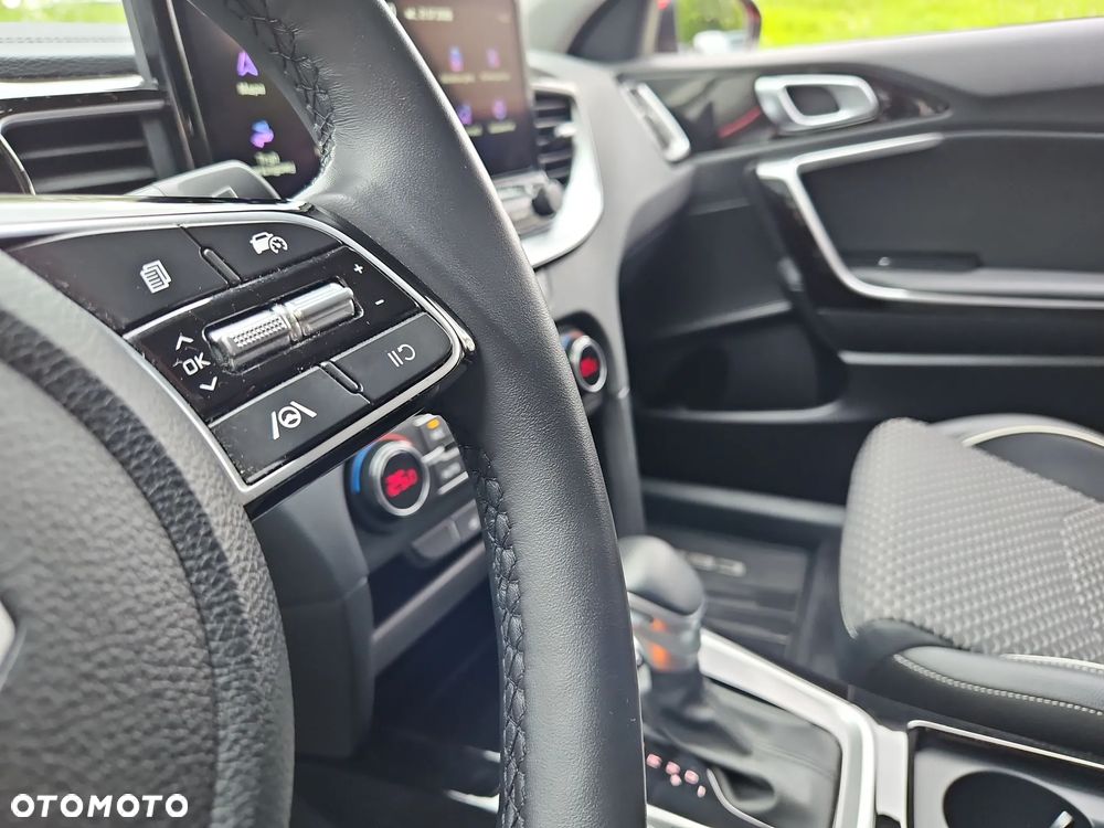 Kia Ceed 1.5 T-GDI Tribute DCT - 20