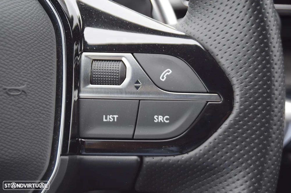 Peugeot 3008 1.6 Hybrid GT e-EAT8 - 18