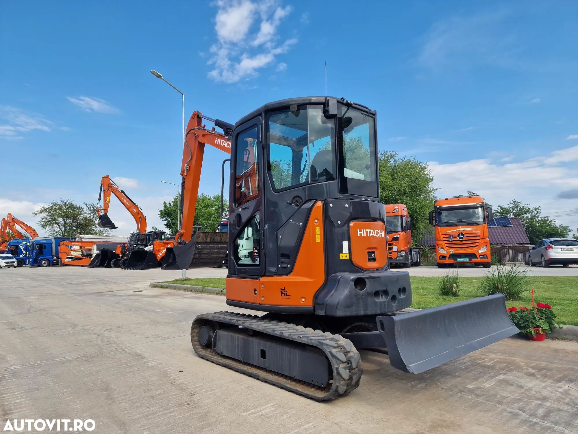 Hitachi ZX38, 2021, 1.376h, CUPLA RAPIDA+3 CUPE, 3,9tone, Ad sapare 4m, Inst picon, Aer conditionat, Senile 80% ok, produs in JAPONIA, posibilitate leasing 4 ani-PROMOTIE 36.900 EUR+Tva - 1