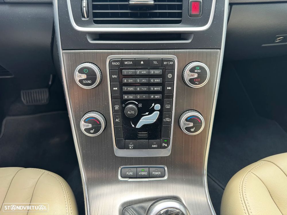 Volvo V60 D6 Twin Engine Geartronic Summum - 23