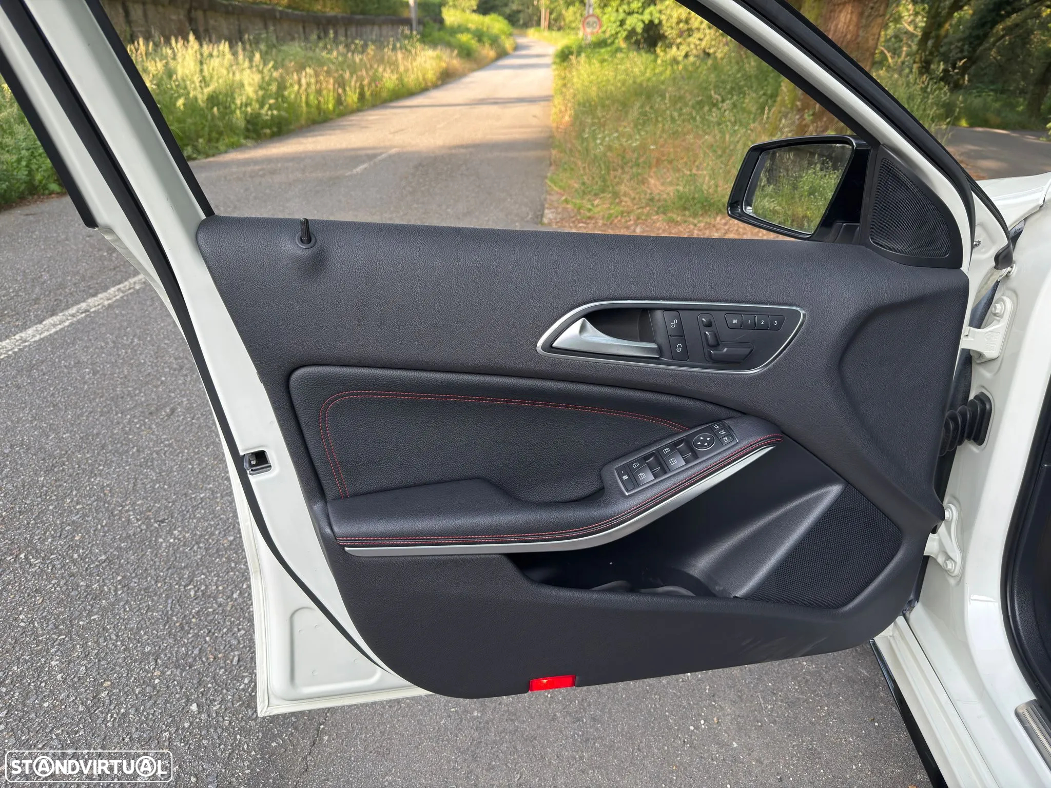 Mercedes-Benz A 200 CDi BE AMG Line Aut. - 24