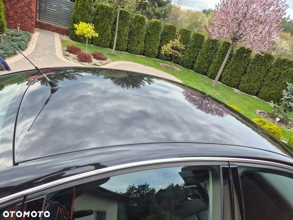 Volkswagen Passat - 15