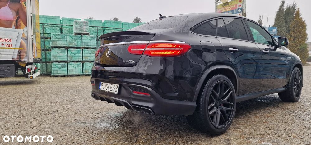 Mercedes-Benz GLE - 1