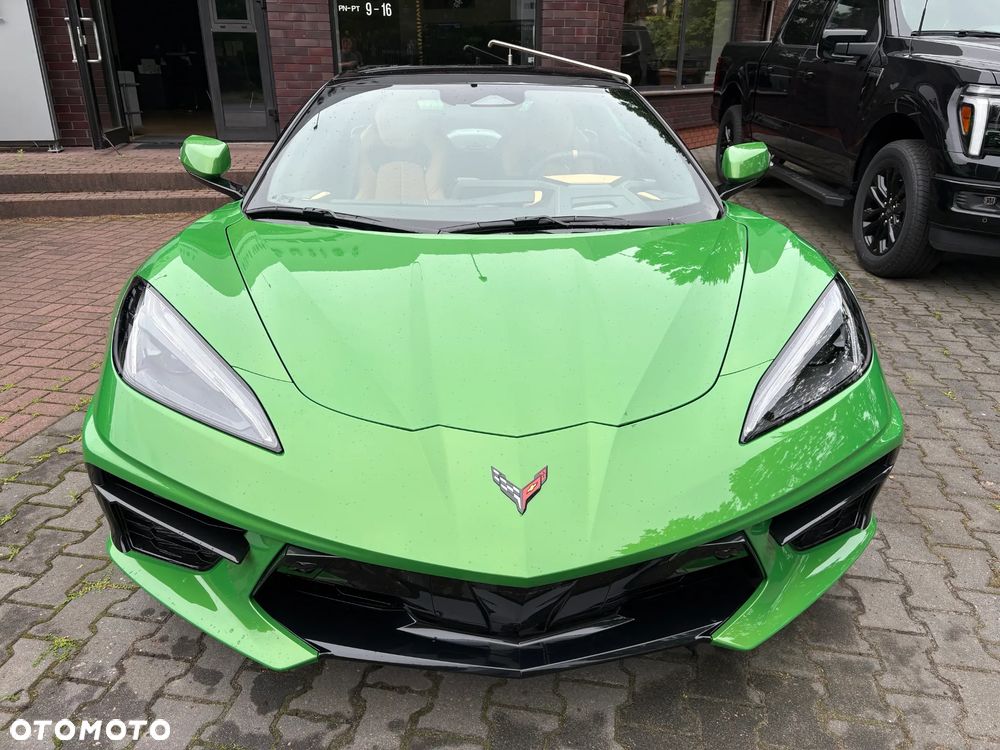 Chevrolet Corvette - 15