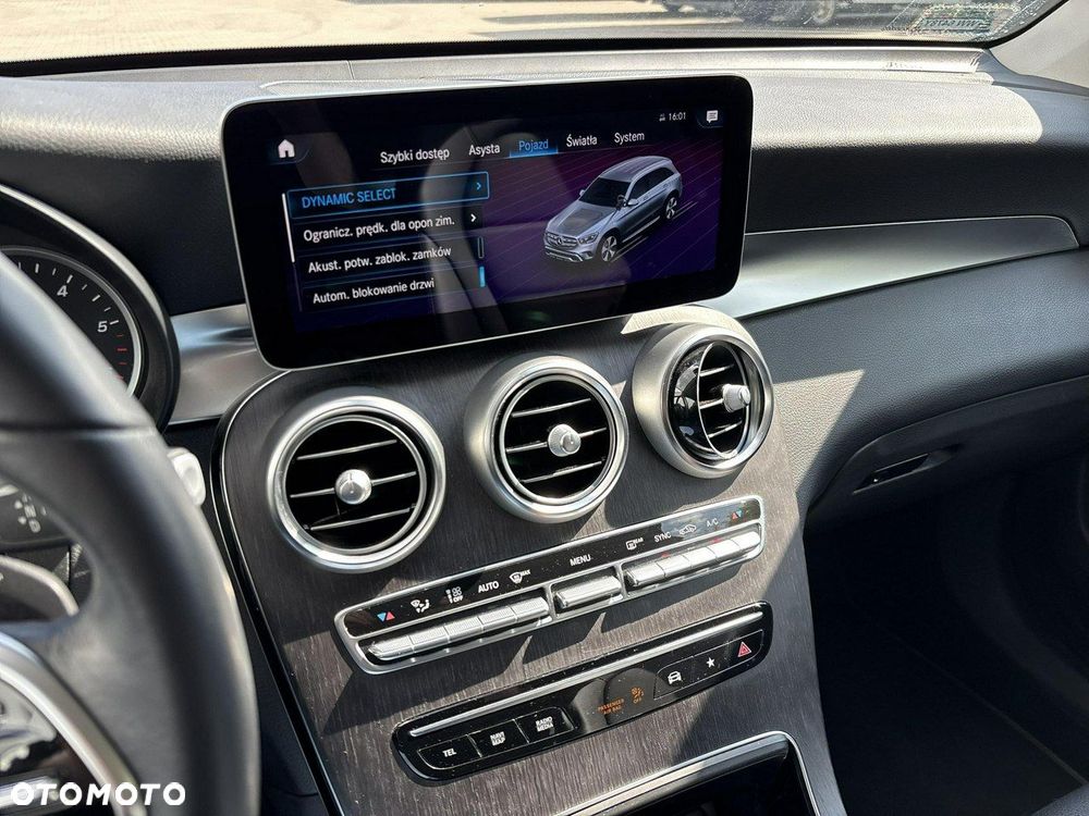 Mercedes-Benz GLC 200 d 4-Matic - 24