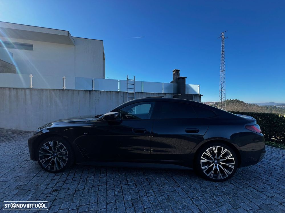 BMW i4 eDrive40 Pack Desportivo M - 6