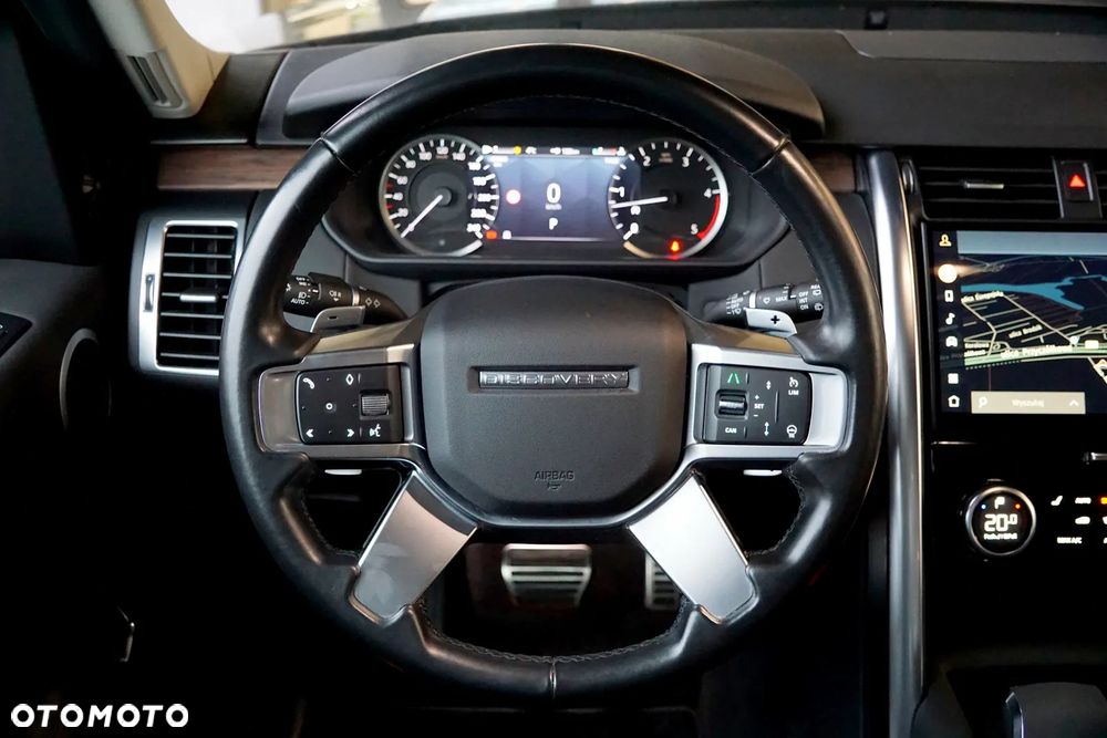 Land Rover Discovery D250 SE - 31