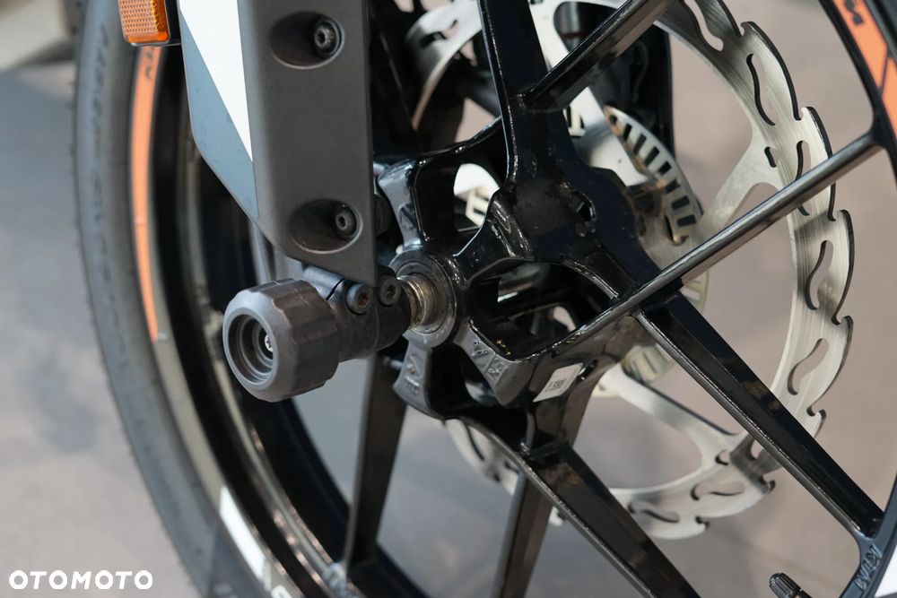 KTM Adventure 390 - 18
