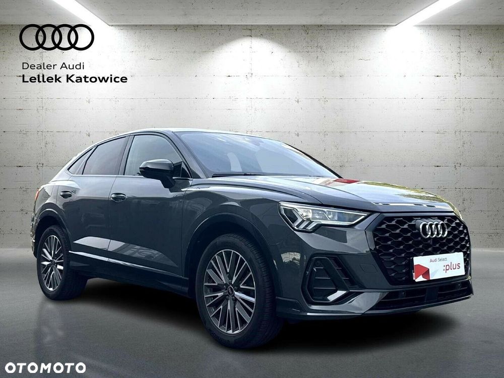 Audi Q3 - 1