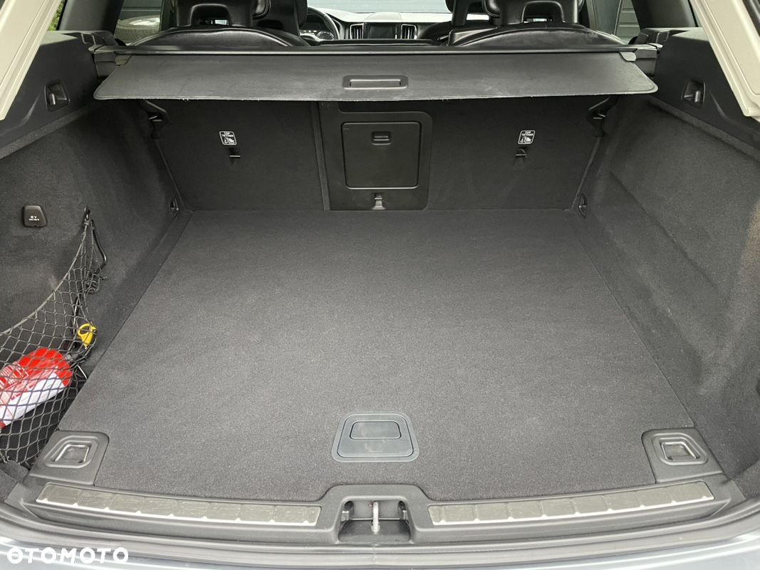 Volvo XC 60 D5 AWD Inscription - 26
