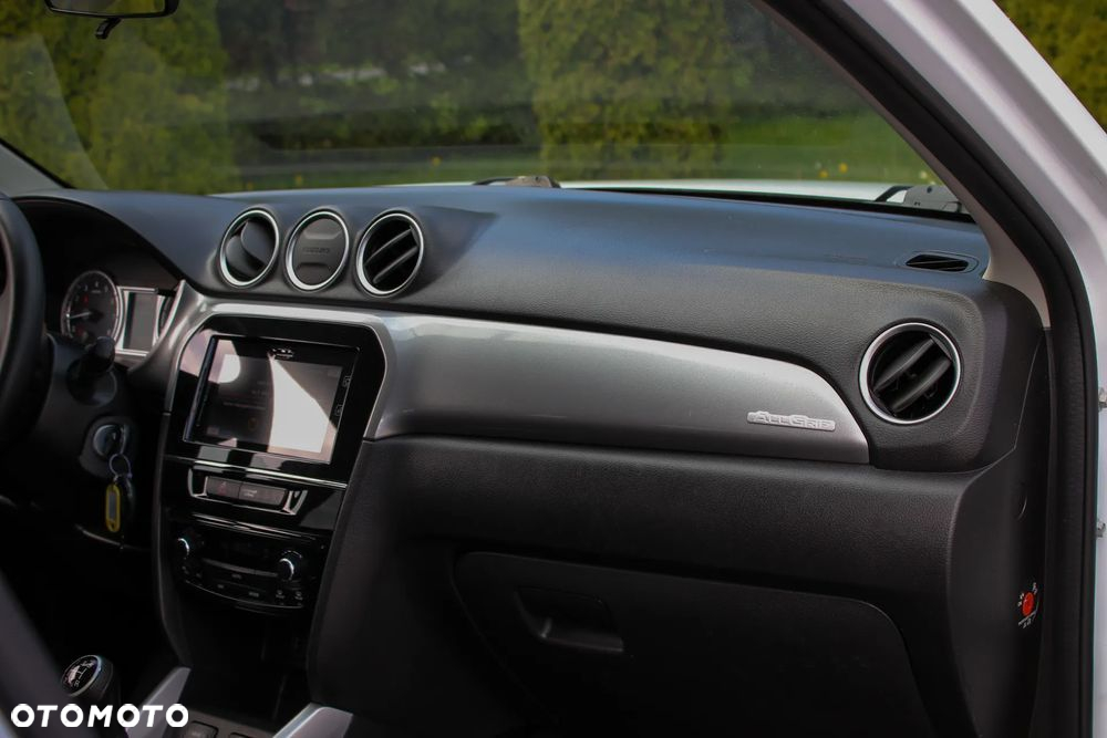Suzuki Vitara 1.6 (4x4) Allgrip Limited - 21