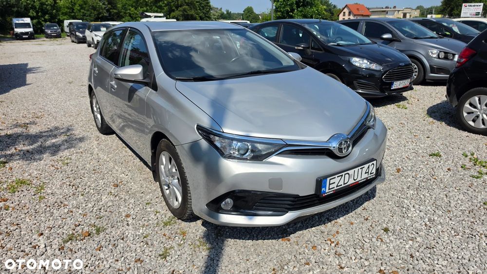 Toyota Auris 1.6 Dynamic - 10