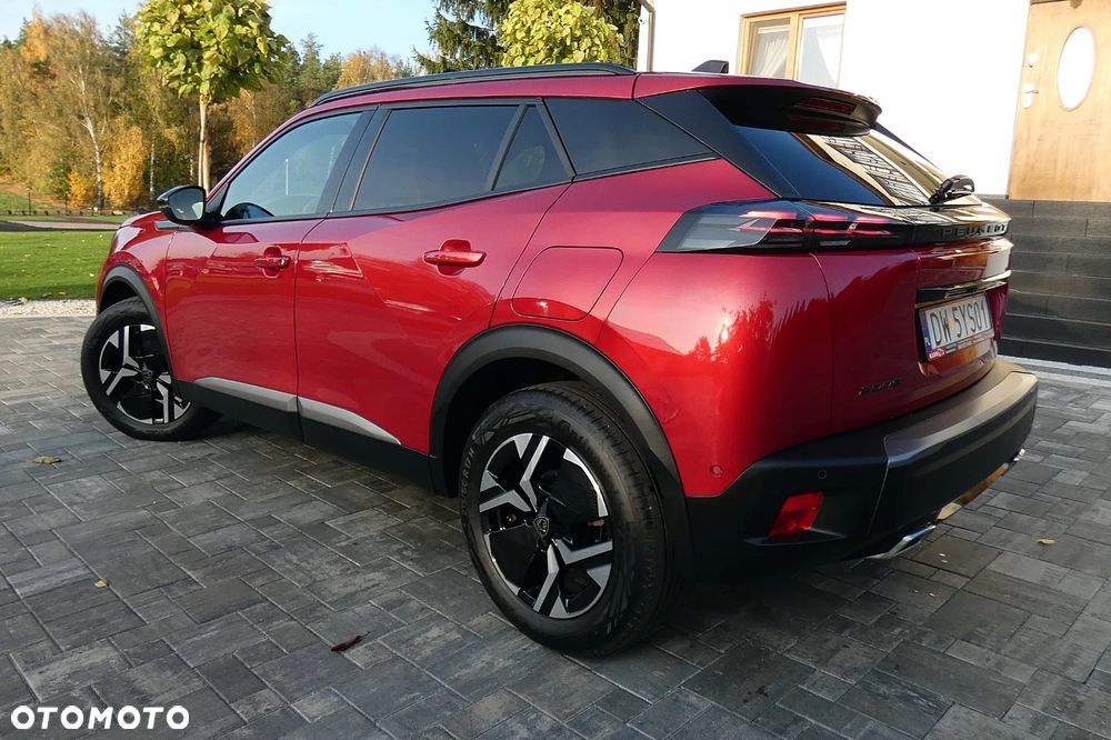 Peugeot 2008 1.2 PureTech Allure S&S EAT8 - 31
