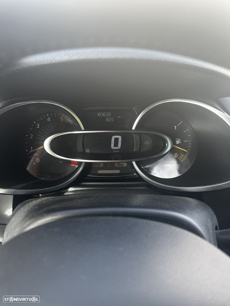 Renault Clio 1.5 dCi Limited - 13