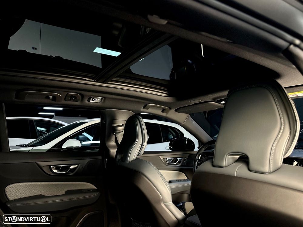 Volvo V60 2.0 T6 AWD TE R-Design - 35