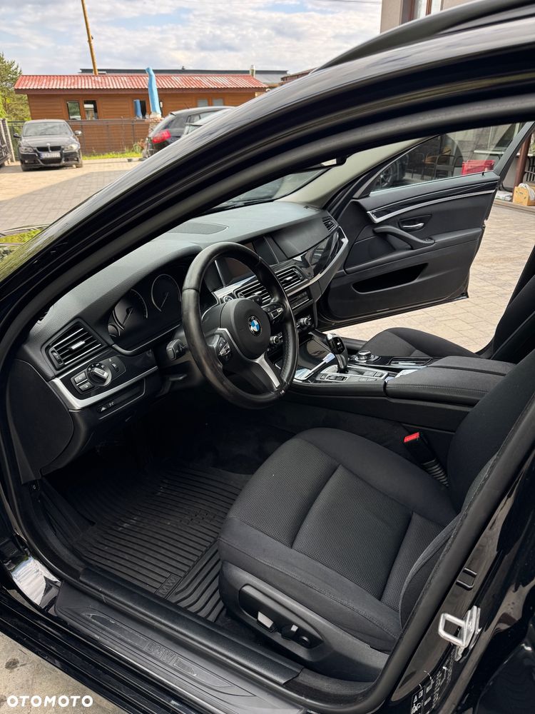 BMW Seria 5 520d xDrive Sport Line - 9