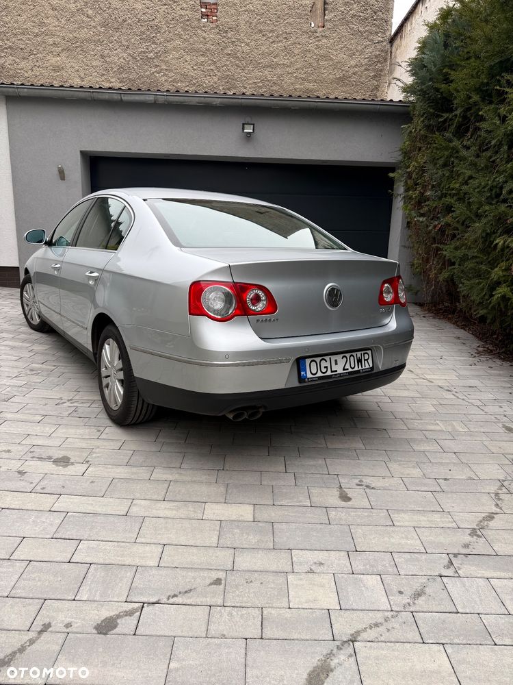 Volkswagen Passat 2.0 TDI Highline DSG - 12