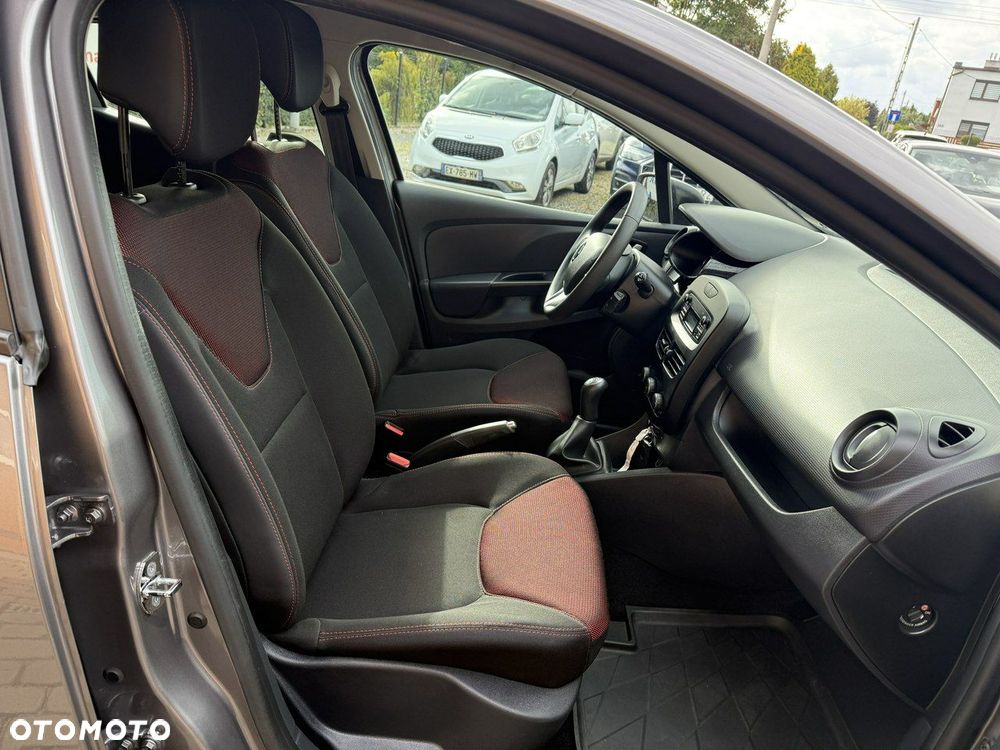 Renault Clio 1.2 16V Life - 18