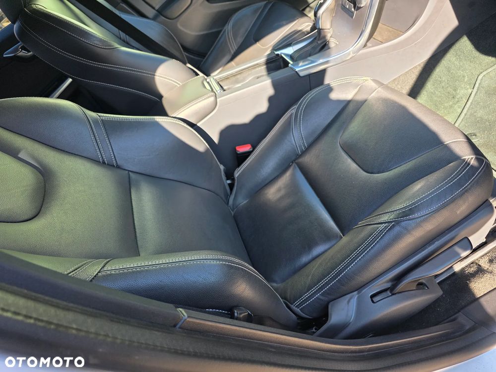 Volvo S60 T3 Geartronic Kinetic - 13