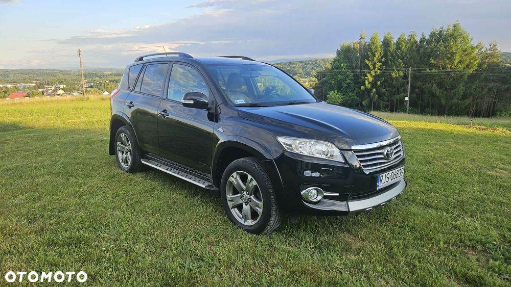 Toyota RAV4 2.2 D-CAT 2010 - 4