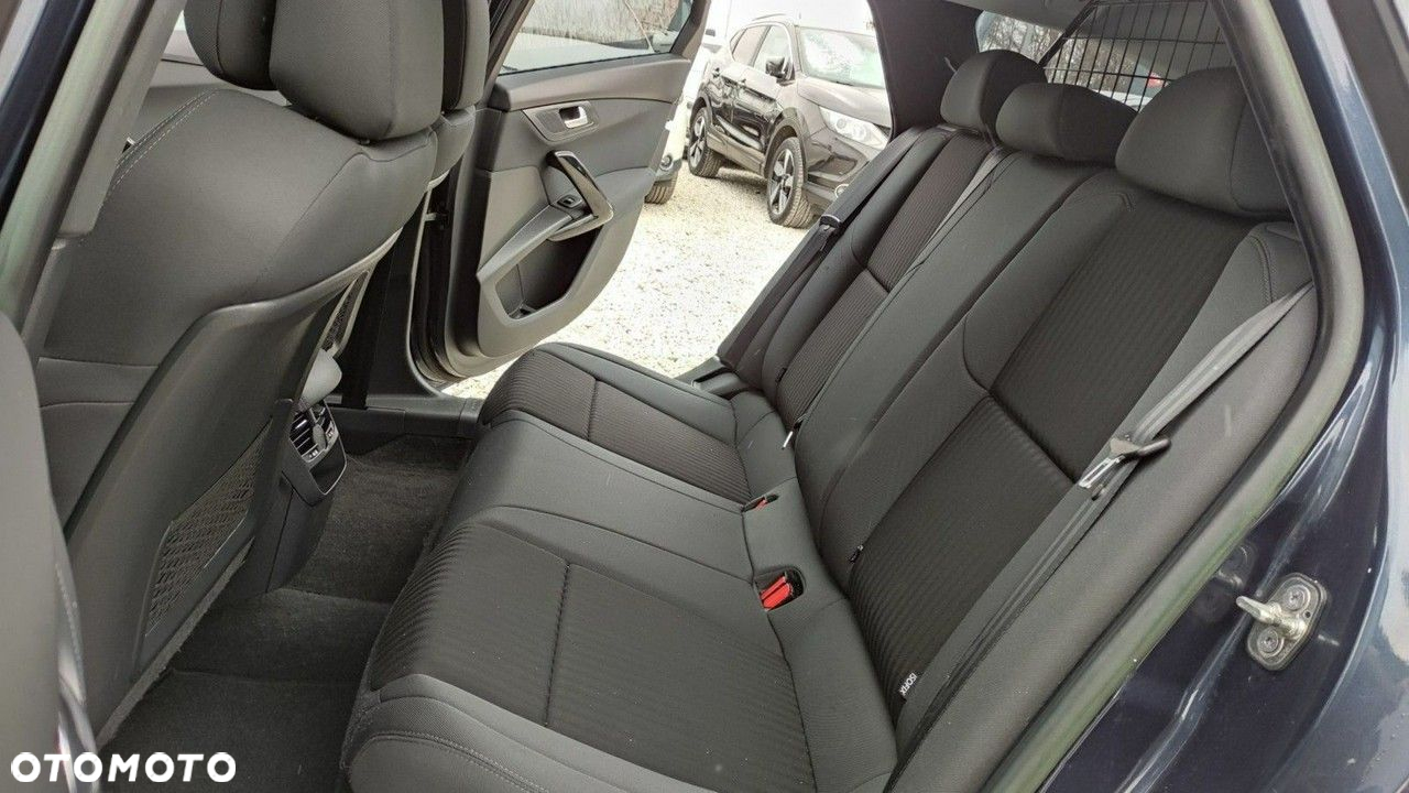 Peugeot 508 - 8