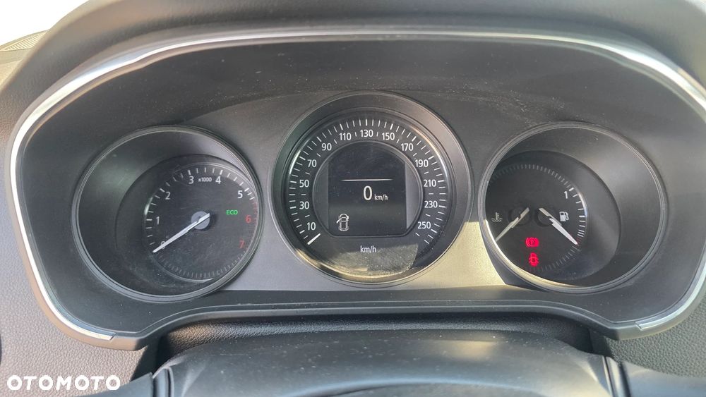 Renault Megane 1.2 Energy TCe Zen - 25