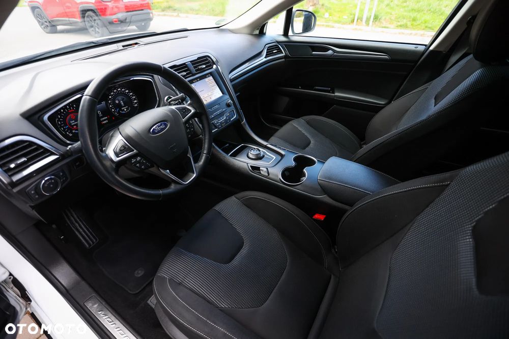 Ford Mondeo 2.0 EcoBlue Business Edition - 14
