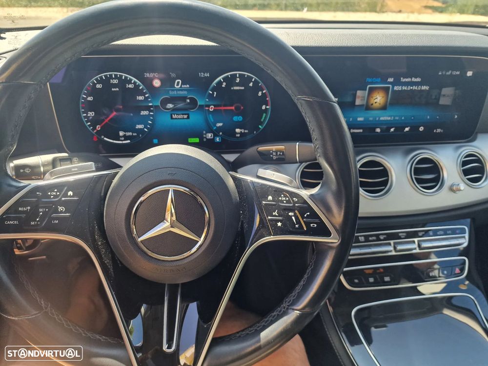 Mercedes-Benz E 300 de Exclusive Line - 4