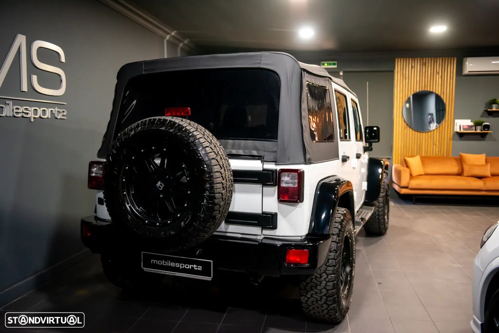 Jeep Wrangler Unlimited 2.8 CRD ATX Sahara Adventure Edition - 19