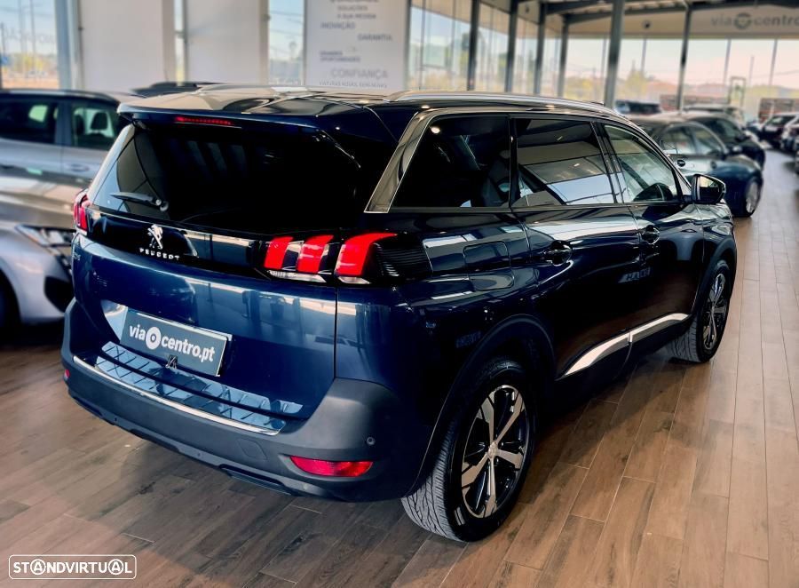 Peugeot 5008 1.2 PureTech Allure - 2
