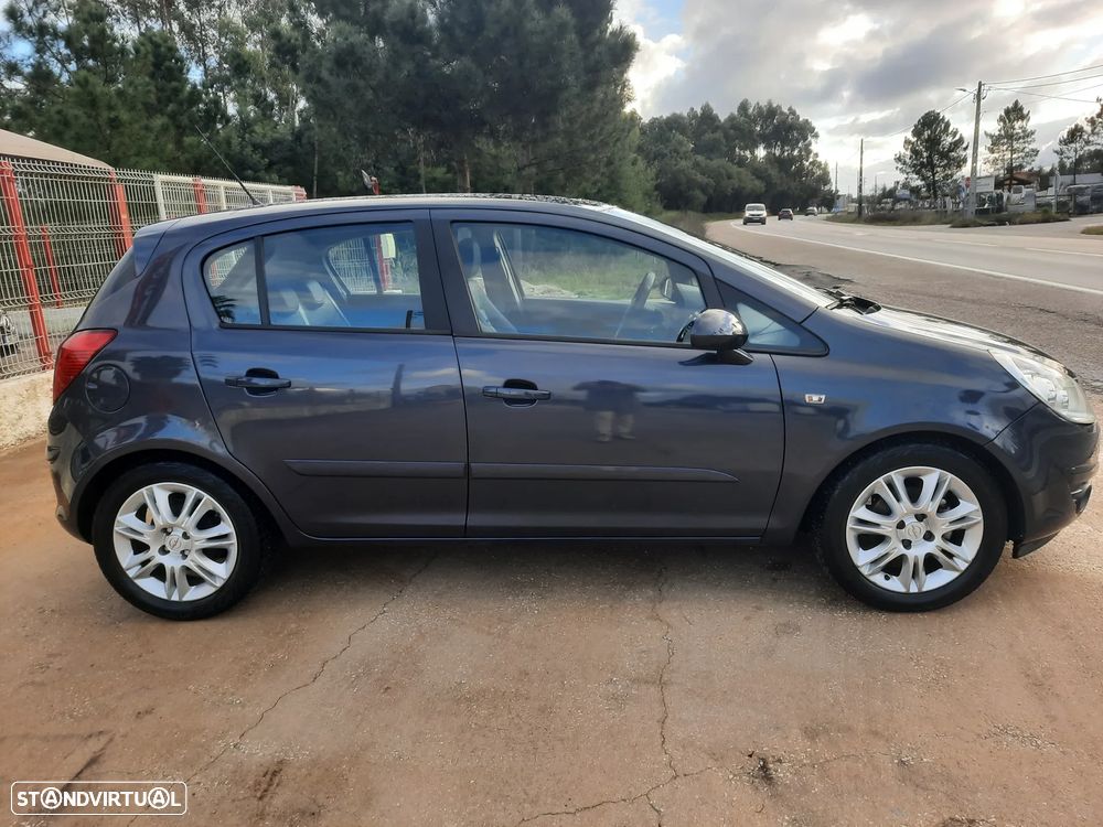 Opel Corsa 1.2 Cosmo Easytronic - 7