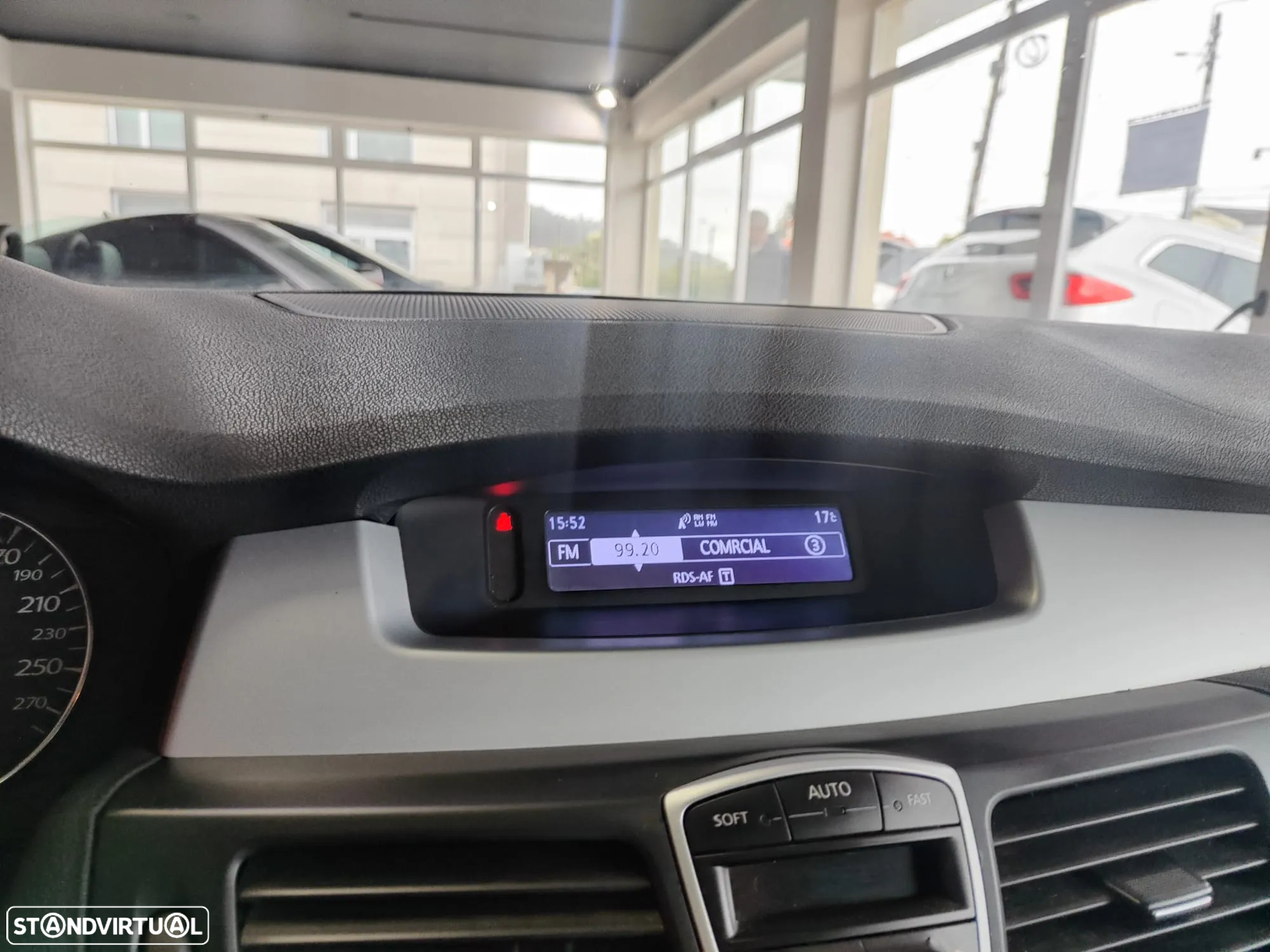 Renault Laguna Break 1.5 dCi Dynamique S - 31