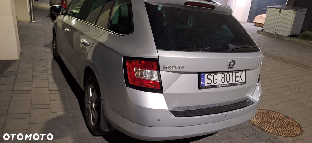 Skoda Fabia 2017 photo 5