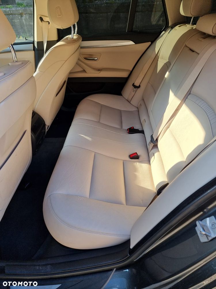 BMW Seria 5 520d xDrive Sport Line - 10