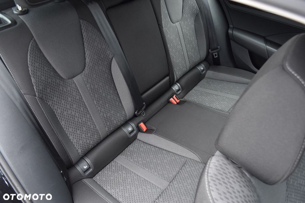 Skoda Octavia 2.0 TDI Ambition DSG - 28