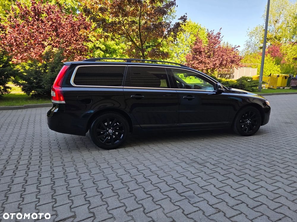 Volvo V70 D4 Geartronic Black Edition - 3