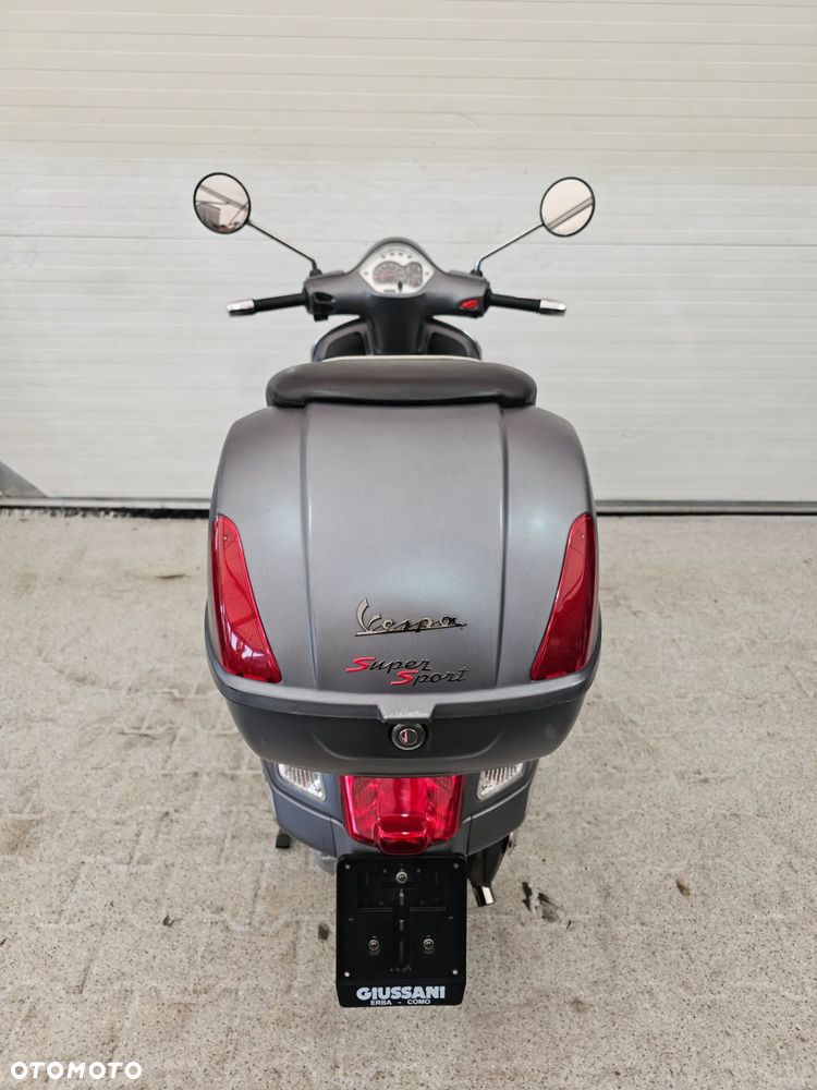 Piaggio Vespa - 27