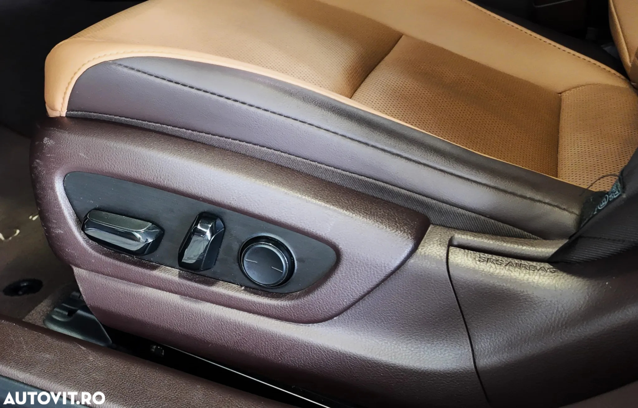 Lexus Seria ES 300h Executive - 12
