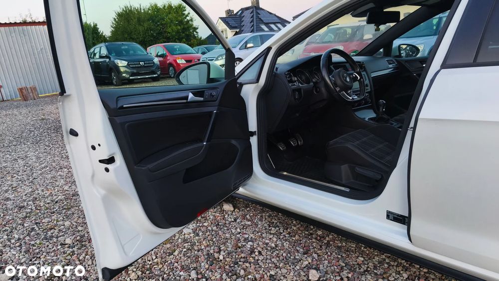 Volkswagen Golf GTD (BlueMotion Technology) - 14