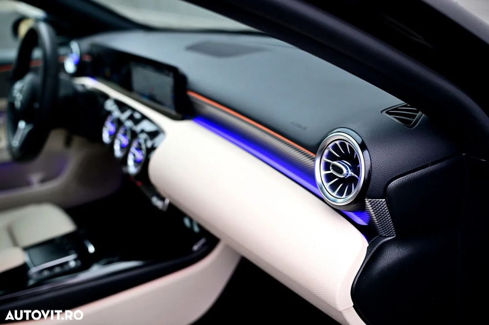 Mercedes-Benz A 250 e 8G-DCT Edition 2020 - 9