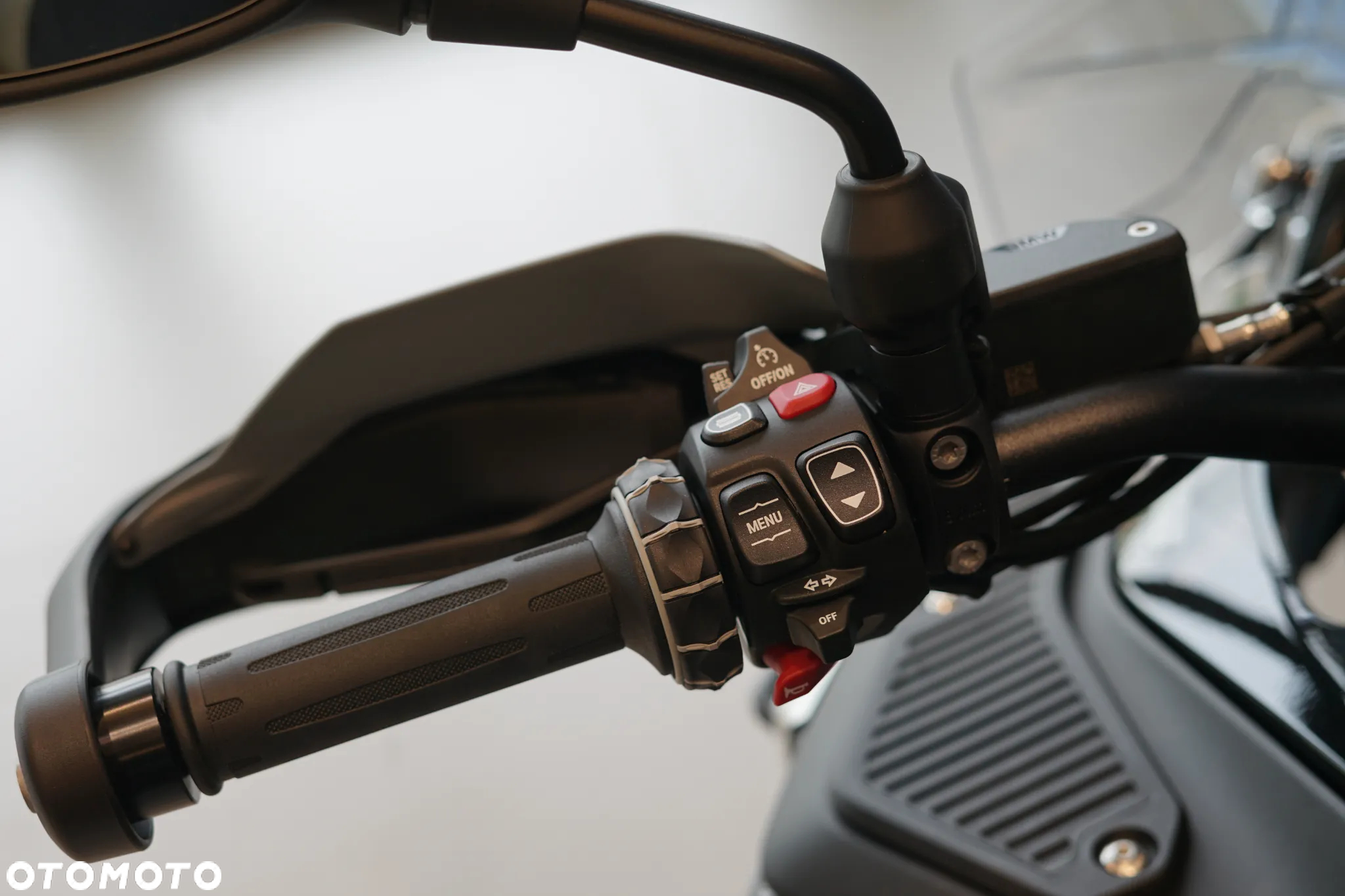BMW R - 24