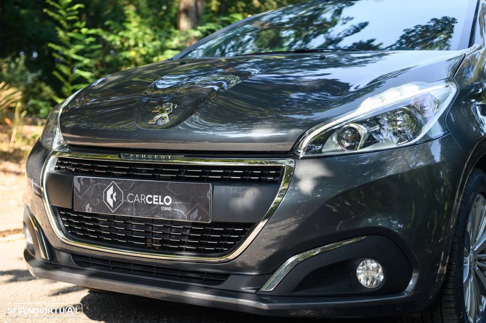 Peugeot 208 1.2 PureTech Signature - 15