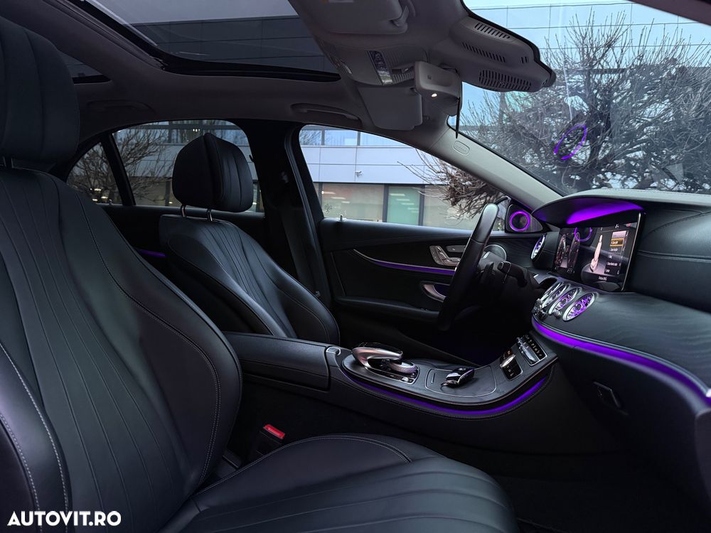 Mercedes-Benz E 300 - 25