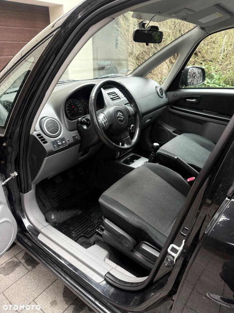 Suzuki SX4 1.6 GS / Premium 4WD - 8