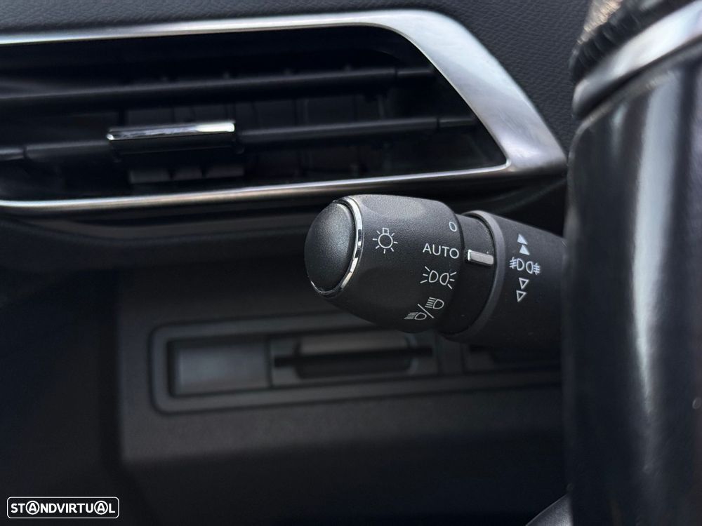 Peugeot 5008 1.5 BlueHDi GT Line - 14