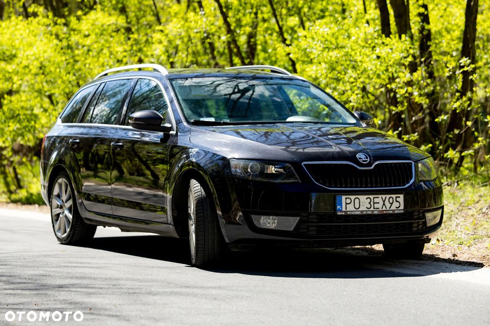 Skoda Octavia 2.0 TDI DSG Style - 6